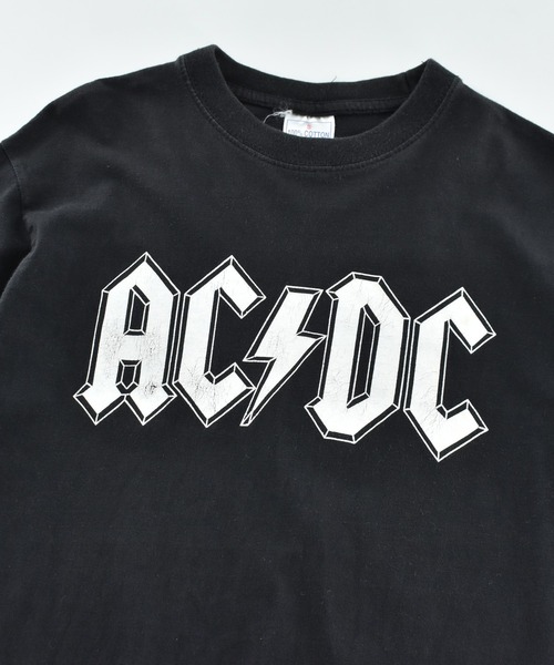 VINTAGE(ヴィンテージ)の「【USED】Y2K "ACDC" バンド Tシャツ(Tシャツ/カットソー・メンズ・ブラック・SMALL)」の2枚目の写真