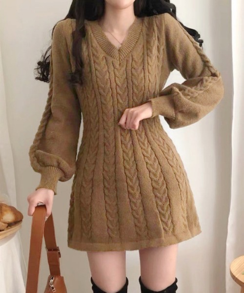 Alvia(アルビア)の「Vネックミニニットワンピース(ワンピース・レディース・ブラウン/アイボリー/ブラック・M)」の3枚目の写真