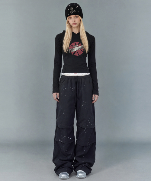 OOH-AHH(ウーアー)の「ハイネックフードTシャツ(ブラック)(パーカー・レディース・その他・FREE)」の2枚目の写真