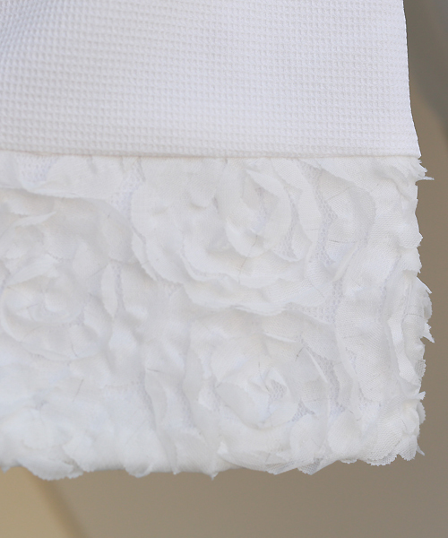 REAL CUBE（リアルキューブ）の「REAL CUBE  ローズスリーブトップス（Tシャツ/カットソー・レディース・オフホワイト/アイボリー/ロイヤルブルー・M）」の8枚目の写真