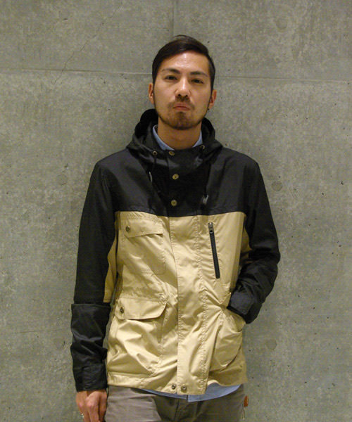 NANO universe（ナノユニバース）の「Light マンパー（マウンテンパーカー・メンズ・ブラック/ベージュ/ネイビー/その他1・SMALL/MEDIUM/LARGE）」の4枚目の写真