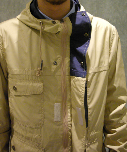 NANO universe（ナノユニバース）の「Light マンパー（マウンテンパーカー・メンズ・ブラック/ベージュ/ネイビー/その他1・SMALL/MEDIUM/LARGE）」の8枚目の写真