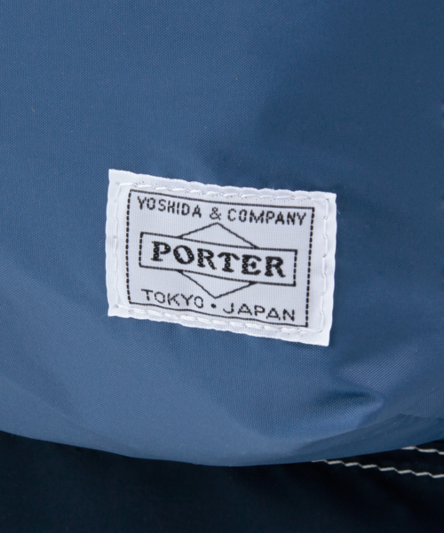 PORTER（ポーター）の「PORTER REEF DAYPACK LARGE <B印 YOSHIDA SELECT>（バックパック/リュック・メンズ・ブルー/ブラック/ベージュ/レッド・ONE SIZE）」の15枚目の写真