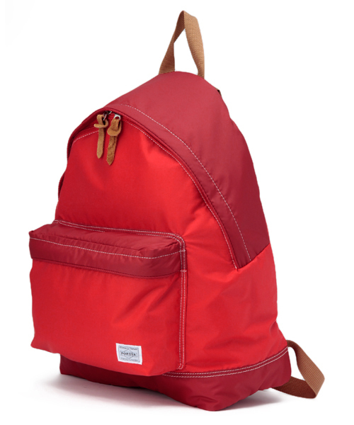 PORTER（ポーター）の「PORTER REEF DAYPACK LARGE <B印 YOSHIDA SELECT>（バックパック/リュック・メンズ・ブルー/ブラック/ベージュ/レッド・ONE SIZE）」の6枚目の写真