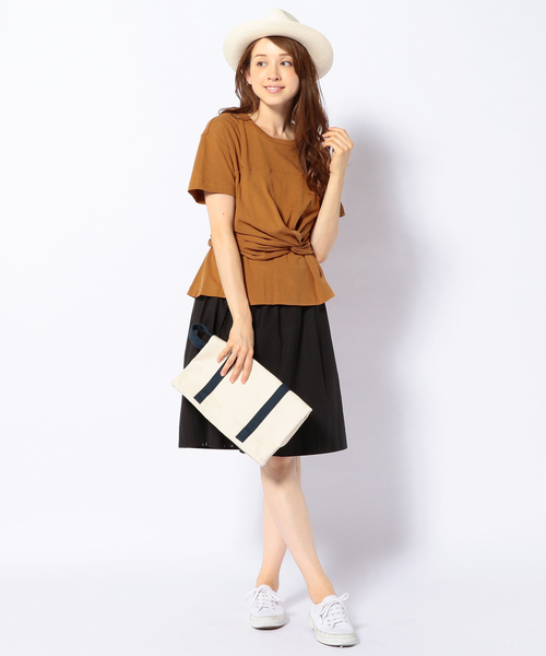 Khaju（カージュ）の「Khaju:ツイストジャージートップス（Tシャツ/カットソー・レディース・ブラック/キャメル・ONE SIZE）」の12枚目の写真