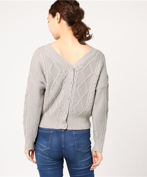 earth music&ecology（アースミュージックアンドエコロジー）の「・前後2wayケーブルニットプルオーバー（ニット/セーター・レディース・ライトグレー/パープル/ネイビー/アイボリー/マスタード/ライトベージュ・FREE）」の11枚目の写真