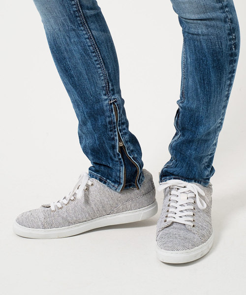 FUGA(フーガ)の「ストレッチ裾ZIPデニムパンツ(デニムパンツ・メンズ・ライトブルー/ブルー・S/M/L)」の6枚目の写真