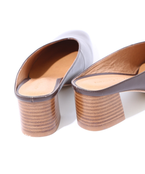 Abahouse Devinette(ドゥヴィネット)の「バブーシュサンダル(サンダル・レディース・ブルー/ベージュ/ダークブラウン・37/36/38)」の9枚目の写真