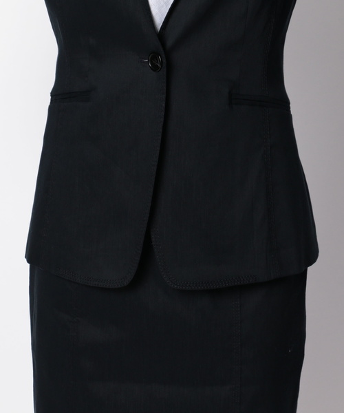 NARACAMICIE（ナラカミーチェ）の「【セットアップスーツ対応】麻ストレッチ七分袖スタンドカラージャケット（スーツジャケット・レディース・ベージュ/ホワイト/ネイビー・MEDIUM/SMALL/LARGE）」の16枚目の写真