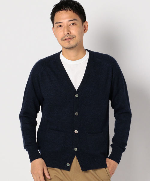 SHIPS(シップス)の「SC: 12ゲージ カシミヤ Vネック カーディガン(カーディガン/ボレロ・メンズ・ネイビー/グリーン/ブラウン系その他・SMALL/MEDIUM/LARGE/X-LARGE)」の15枚目の写真