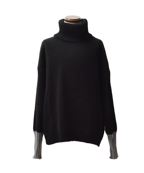 MinoriTY（マイノリティ）の「オーバーサイズ袖切り替えタートルネックニット（ニット/セーター・メンズ・グレー/ブラック/グリーン/テラコッタ・M/L）」の9枚目の写真