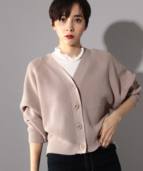 PAGEBOY(ページボーイ)の「ワッフルショートカーディガン(カーディガン/ボレロ・レディース・オフホワイト/ブラック/ベージュ/ライム・FREE)」の3枚目の写真