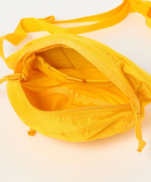 BEAMS BOY（ビームスボーイ）の「GREGORY / TEENY TAILMATE（ボディバッグ/ウエストポーチ・レディース・ブラック/イエロー・ONE SIZE）」の19枚目の写真