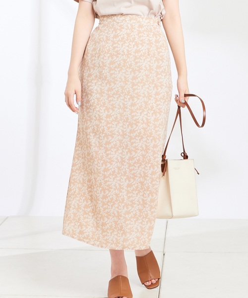 natural couture（ナチュラルクチュール）の「小花柄マーメイドフレアスカート（スカート・レディース・ブラック/ベージュ/グリーン/イエロー/クリーム/ラベンダー/ブラック系その他・FREE）」の6枚目の写真