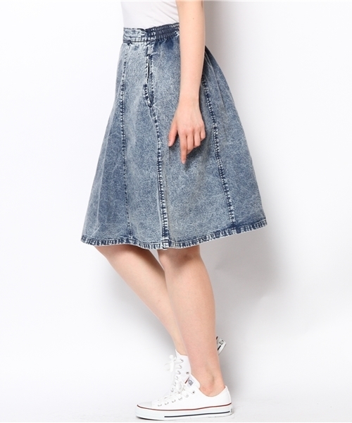 WEGO（ウィゴー）の「WEGO/デニムミドルフレアスカート（デニムスカート・レディース・ブルー系その他/インディゴブルー/ホワイト・FREE）」の7枚目の写真
