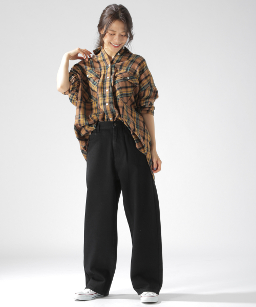 BAYFLOW（ベイフロー）の「ルーズストレートデニム 19AW（デニムパンツ・レディース・オフホワイト/ネイビー/ブラック/ブルー・MEDIUM/LARGE/SMALL）」の5枚目の写真