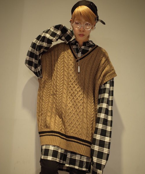 AFYF（エーエフワイエフ）の「【ビッグシルエット】AFYF 2019AWDS CABLE KNIT VEST/オーバーサイズケーブルニットベスト（ニット/セーター・レディース・ホワイト/ベージュ/ブラック・FREE）」の19枚目の写真