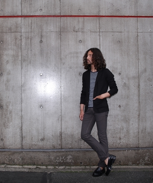 CAMBIO（カンビオ）の「mlt1173-Magine×CAMBIOコラボ 　デザートボーダーUネックL/S（Tシャツ/カットソー・メンズ・ネイビー/ブラック・44/46/48）」の10枚目の写真