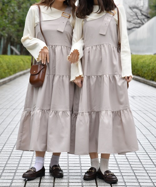 PairPair（ペアペア）の「無地＆花柄＆ドット柄ティアードジャンパースカート（ジャンパースカート・レディース・ブラック/ベージュ/モカ/ライトベージュ・FREE）」の4枚目の写真