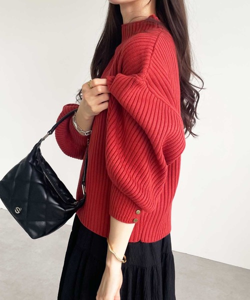 GeeRA（ジーラ）の「袖ボタンボトルネックリブニット（ニット/セーター・レディース・オフホワイト/ブラック/テラコッタ/パープル/ベージュ/パープル系その他/ブルー・LARGE/XX-LARGE/X-LARGE/MEDIUM）」の22枚目の写真