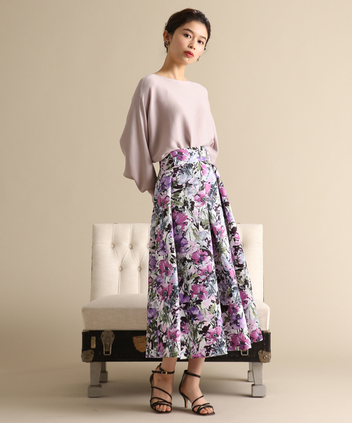 Tiara（ティアラ）の「ペインティングフラワータックフレアス（スカート・レディース・ブラック/パープル・S/M/L）」の3枚目の写真