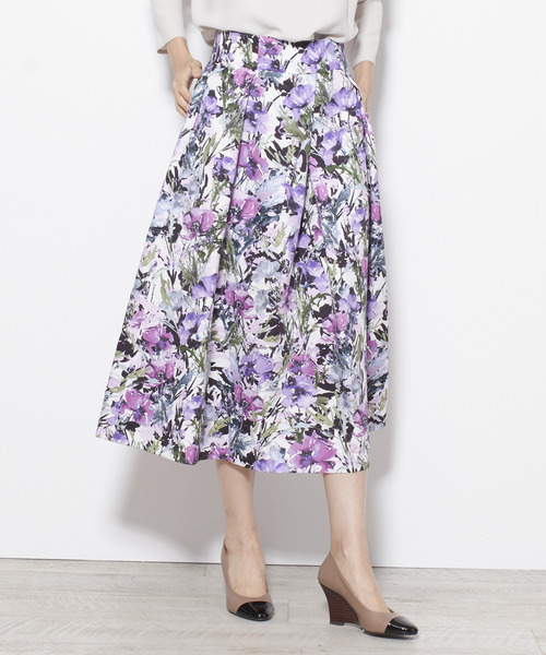 Tiara（ティアラ）の「ペインティングフラワータックフレアス（スカート・レディース・ブラック/パープル・S/M/L）」の11枚目の写真