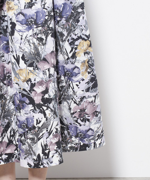 Tiara（ティアラ）の「ペインティングフラワータックフレアス（スカート・レディース・ブラック/パープル・S/M/L）」の18枚目の写真