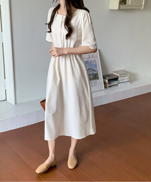 emi+（エミプラス）の「ウエストベルト付きスクエアネック ロングシャツワンピース（シャツワンピース・レディース・ホワイト/ネイビー/ブルー/ライトグリーン/グリーン/オレンジ/グレー/ブラウン/ベージュ/ブラック・S/M/L）」の11枚目の写真