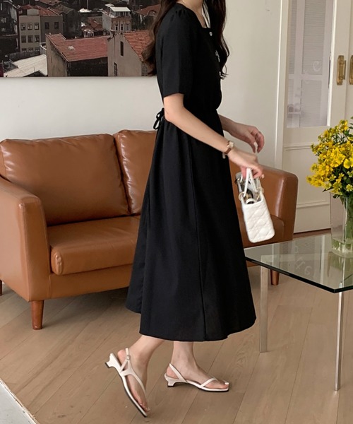 ブラックレース大人ロングワンピース（ワンサイズ/3L-4L-5L相当