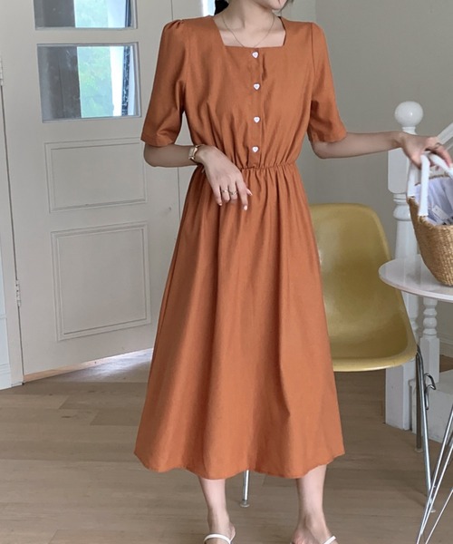 emi+（エミプラス）の「ウエストベルト付きスクエアネック ロングシャツワンピース（シャツワンピース・レディース・ホワイト/ネイビー/ブルー/ライトグリーン/グリーン/オレンジ/グレー/ブラウン/ベージュ/ブラック・S/M/L）」の15枚目の写真