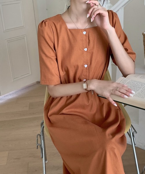 emi+（エミプラス）の「ウエストベルト付きスクエアネック ロング