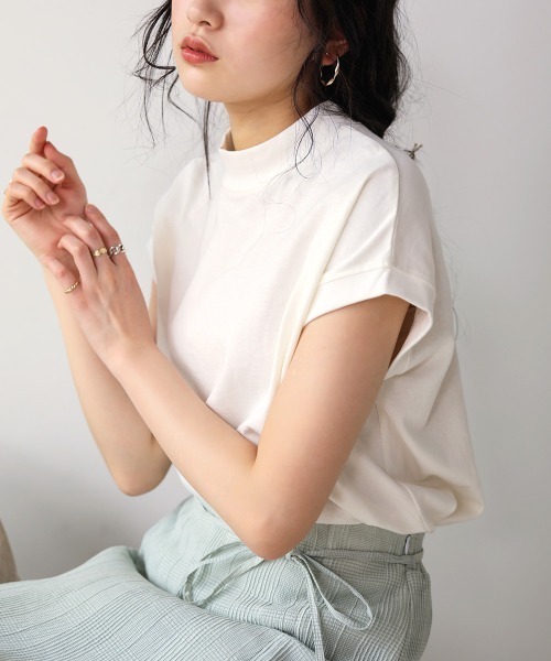 Bab（バブ）の「USコットンモックネックフレンチＴシャツ（Tシャツ/カットソー・レディース・チャコールグレー/ブラック/パープル/ミント/グレー系その他/ブラウン/オフホワイト/オレンジ/ブルー・FREE）」の2枚目の写真