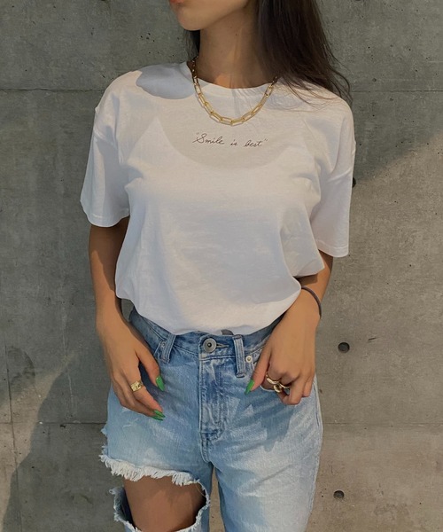 Avvenente（アベネンテ）の「【Avvenente】ハンドライティングTシャツ（Tシャツ/カットソー・レディース・ブラック/オフホワイト・M）」の2枚目の写真