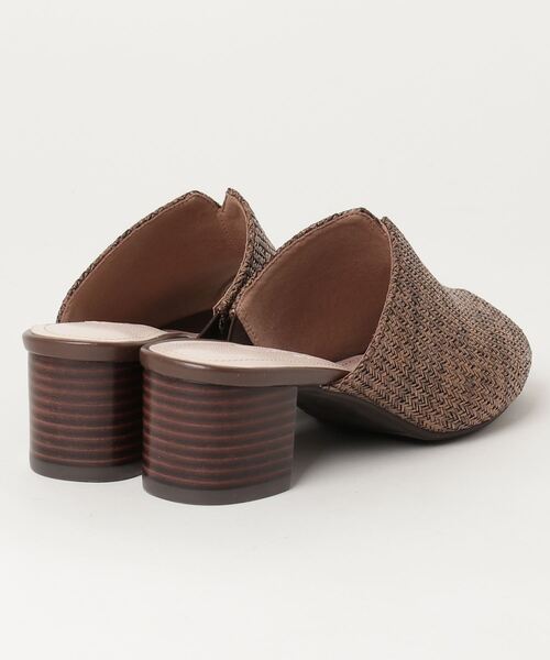 artemis by DIANA（アルテミスバイダイアナ）の「甲深ミュール（サンダル・レディース・ホワイト/ブラック/ベージュ/ブラウン・M/L/S/XL）」の21枚目の写真