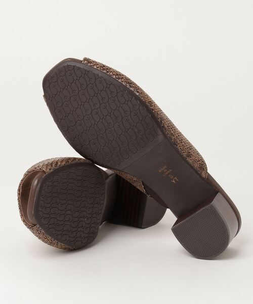 artemis by DIANA（アルテミスバイダイアナ）の「甲深ミュール（サンダル・レディース・ホワイト/ブラック/ベージュ/ブラウン・M/L/S/XL）」の22枚目の写真