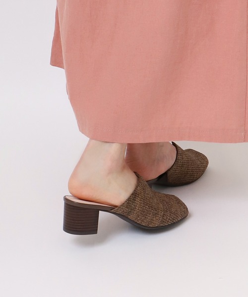 artemis by DIANA（アルテミスバイダイアナ）の「甲深ミュール（サンダル・レディース・ホワイト/ブラック/ベージュ/ブラウン・M/L/S/XL）」の12枚目の写真