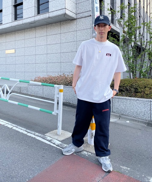 WHO'S WHO gallery（フーズフーギャラリー）の「【KOOKY'N/クーキー】フロッキーミニカレッジTEE（Tシャツ/カットソー・メンズ・ホワイト/アッシュグレー/ブラック/ブルー/グリーン・FREE）」の22枚目の写真