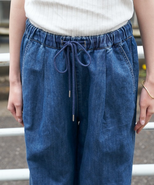 CIAOPANIC TYPY（チャオパニックティピー）の「【TYPYDENIM】タックイージーパンツ（デニムパンツ・レディース・ネイビー/ブルー・SMALL/MEDIUM/LARGE）」の17枚目の写真