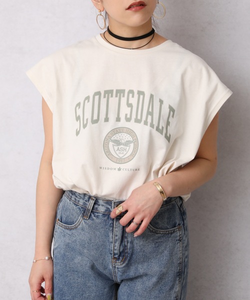 Bonjour Sagan（ボンジュールサガン）の「カレッジプリントTシャツ/フレンチスリーブプルオーバー【ZOZO限定アイテム】（Tシャツ/カットソー・レディース・スミクロ/オレンジ/アイボリー/オートミール/ブルー・FREE）」の2枚目の写真