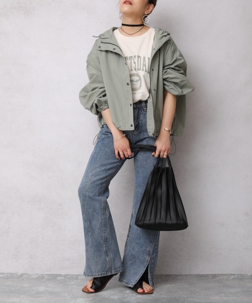 Bonjour Sagan（ボンジュールサガン）の「カレッジプリントTシャツ/フレンチスリーブプルオーバー【ZOZO限定アイテム】（Tシャツ/カットソー・レディース・スミクロ/オレンジ/アイボリー/オートミール/ブルー・FREE）」の22枚目の写真