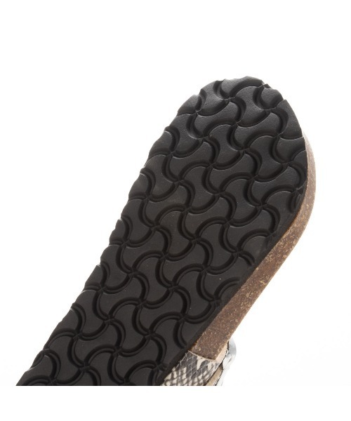 enchanted(エンチャンテッド)の「トングスバックルフラットサンダル(サンダル・レディース・ブラック/シルバー/ブロンズ/パイソン/ホワイト・LL/S/M/L)」の15枚目の写真