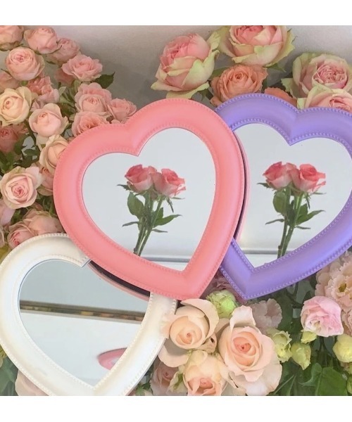aimoha（アイモハ）の「ハートの卓上ミラー（ミラー・レディース・パープル/ホワイト/ピンク・FREE）」の6枚目の写真