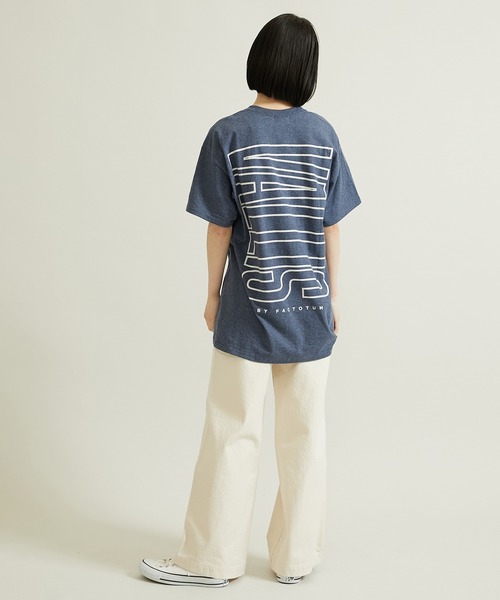 VALLIS by FACTOTUM(ヴァリスバイファクトタム)の「STUDIOUS別注 ビッグロゴバックプリントTee(Tシャツ/カットソー・メンズ・ホワイト/ブルー/ライトグリーン/ラベンダー/ライトベージュ・MEDIUM/LARGE)」の14枚目の写真
