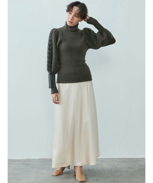 LAGUNAMOON（ラグナムーン）の「ファジングナロースカート（スカート・レディース・ライトグレー/パープル/アイボリー・SMALL/MEDIUM）」の4枚目の写真