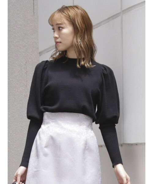 dazzlin（ダズリン）の「スリーブボリュームニットトップス（ニット/セーター・レディース・ブラック/グレー/モカ・FREE）」の16枚目の写真