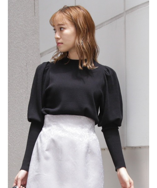 dazzlin（ダズリン）の「スリーブボリュームニットトップス（ニット/セーター・レディース・ブラック/グレー/モカ・FREE）」の7枚目の写真