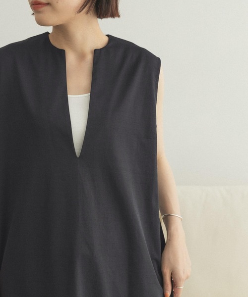 FORK&SPOON（フォークアンドスプーン）の「FORK&SPOON　スリットネックノースリーブワンピース（ワンピース・レディース・ネイビー/ベージュ・ONE）」の19枚目の写真