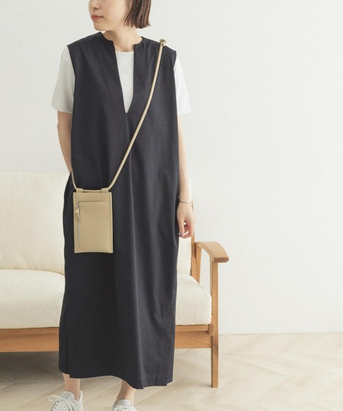 FORK&SPOON（フォークアンドスプーン）の「FORK&SPOON　スリットネックノースリーブワンピース（ワンピース・レディース・ネイビー/ベージュ・ONE）」の11枚目の写真