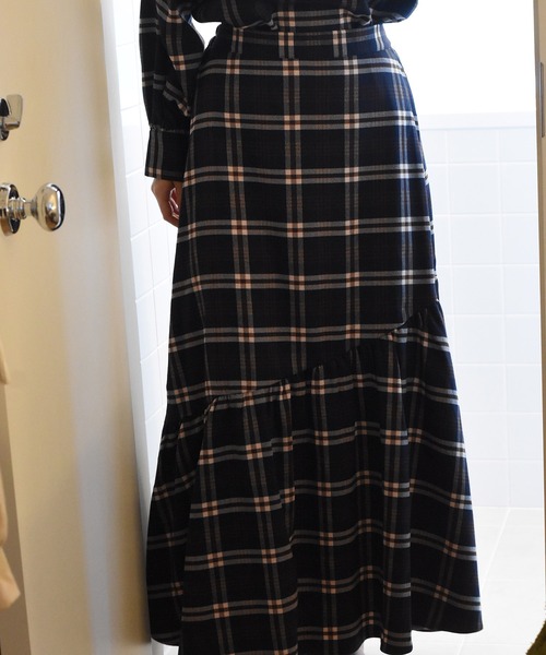 Alley by w closet（アリーバイダブルクローゼット）の「【Alley】チェック裾切替スカート（スカート・レディース・ネイビー/ベージュ・FREE）」の10枚目の写真