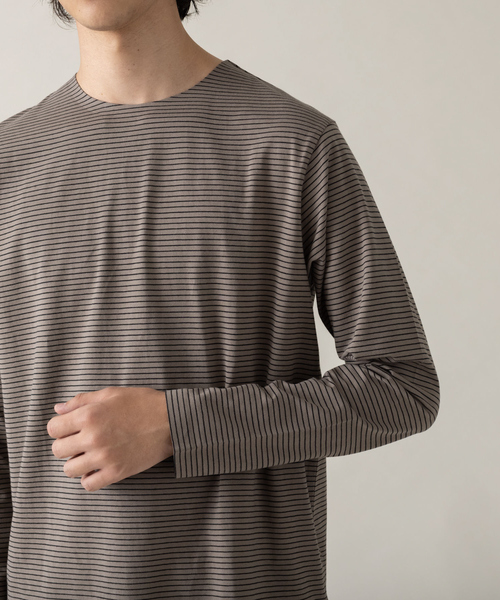 ABAHOUSE(アバハウス)の「【ノンストレス】COTTON LYCRA 圧着 クルーネック Tシャツ(Tシャツ/カットソー・メンズ・ブラック/ホワイト/ベージュ・44/48/46)」の9枚目の写真